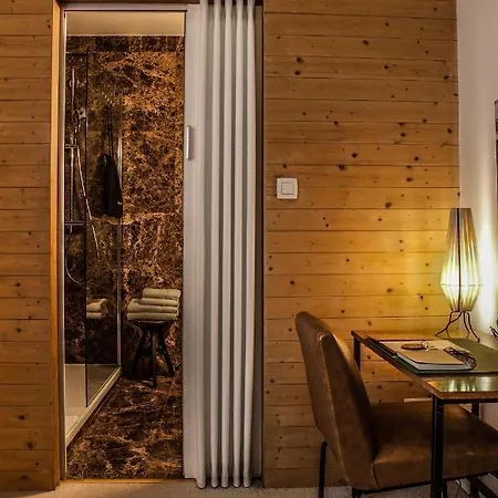 A Place Antwerp - Boutique Suites & Flats - Vrijdagmarkt 1 דירה אנטוורפן