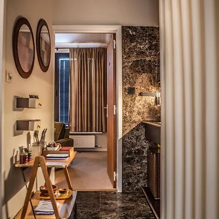 A Place Antwerp - Boutique Suites & Flats - Vrijdagmarkt 1 דירה *