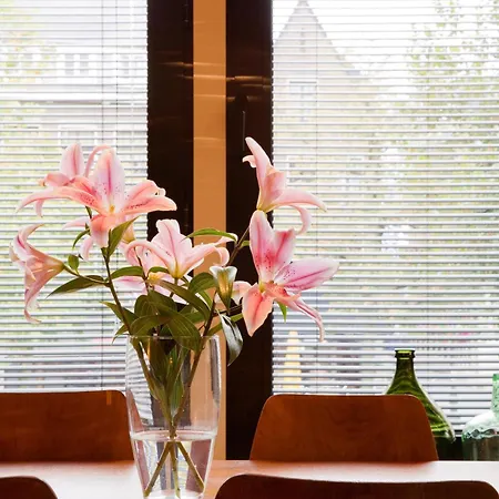A Place Antwerp - Boutique Suites & Flats - Vrijdagmarkt 1 * אנטוורפן