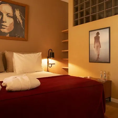 A Place Antwerp - Boutique Suites & Flats - Vrijdagmarkt 1 * Антверпен