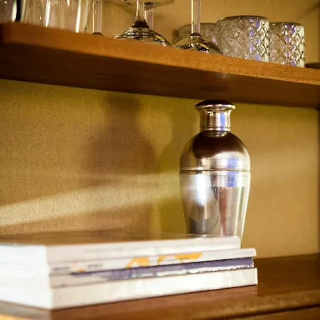 A Place Antwerp - Boutique Suites & Flats - Vrijdagmarkt 1 Апартаменты