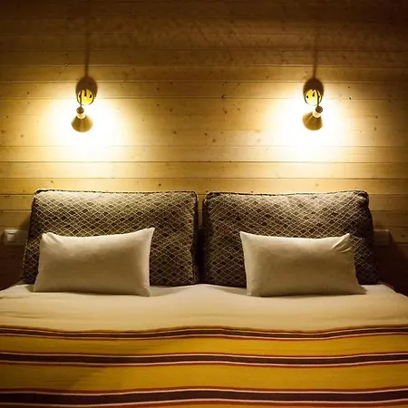 A Place Antwerp - Boutique Suites & Flats - Vrijdagmarkt 1 * Антверпен
